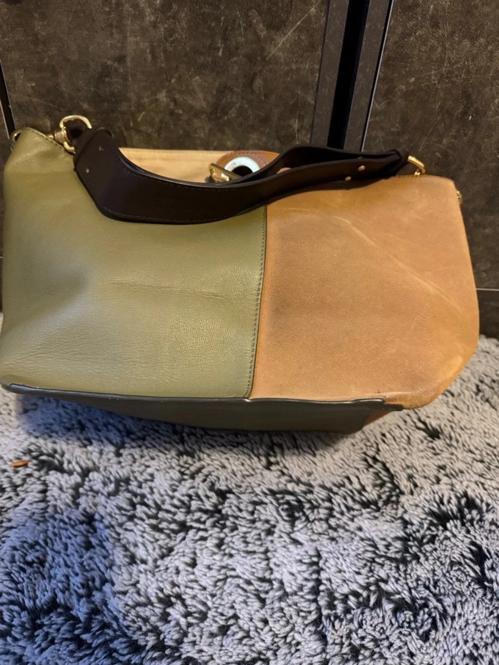 See By Chloe Two-Tone Olive & Tan Leather Shoulder Bag with Gold Hardware - Picture 9 of 14